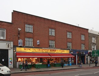 Plus de détails pour 48-54 Denmark Hl, Londres - Local commercial à louer