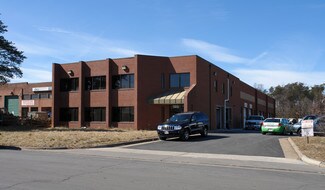 Plus de détails pour 105 Douglas Ct, Sterling, VA - Local d'activités à louer