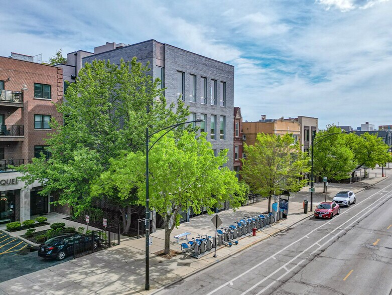 2028 W Division St, Chicago, IL à louer - Photo de l’immeuble – Image 2 sur 11
