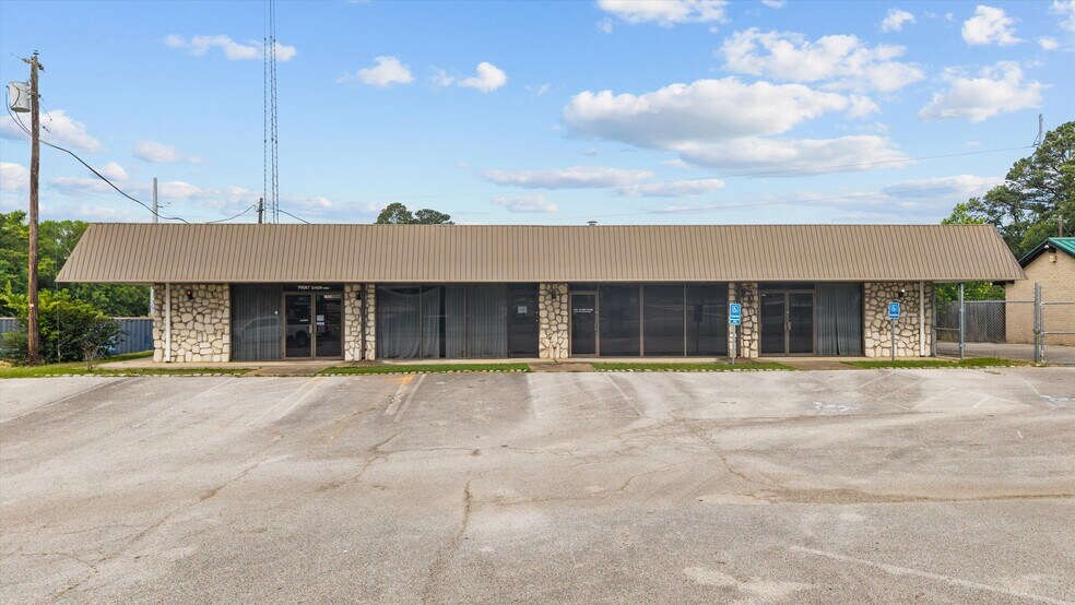 1528 Nnw Loop 323, Tyler, TX à vendre - Photo de l’immeuble – Image 2 sur 13