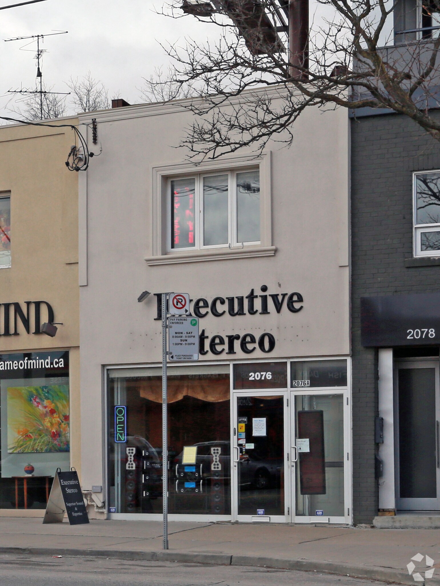 2076 Avenue Rd, Toronto, ON à louer Photo principale– Image 1 sur 3