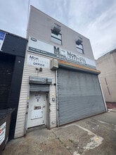 247 Van Brunt St, Brooklyn, NY à louer Photo intérieure– Image 2 sur 6