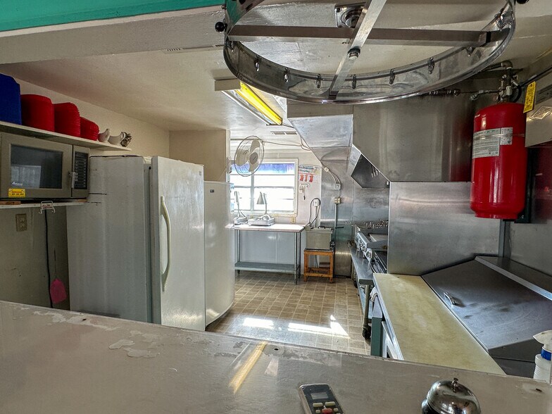107 E Main St, Hardy, AR à vendre - Photo intérieure – Image 3 sur 14