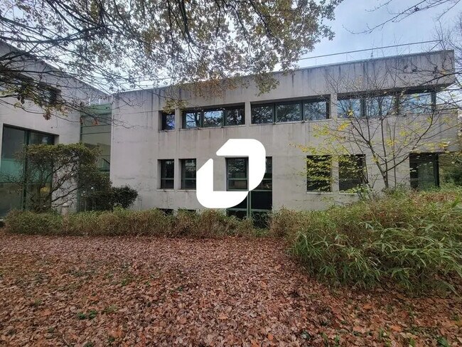 Plus de détails pour Bureau à louer