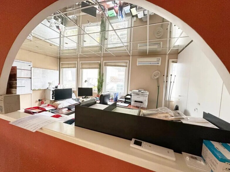 Industriel/Logistique dans Le Cannet à vendre - Photo intérieure – Image 2 sur 6