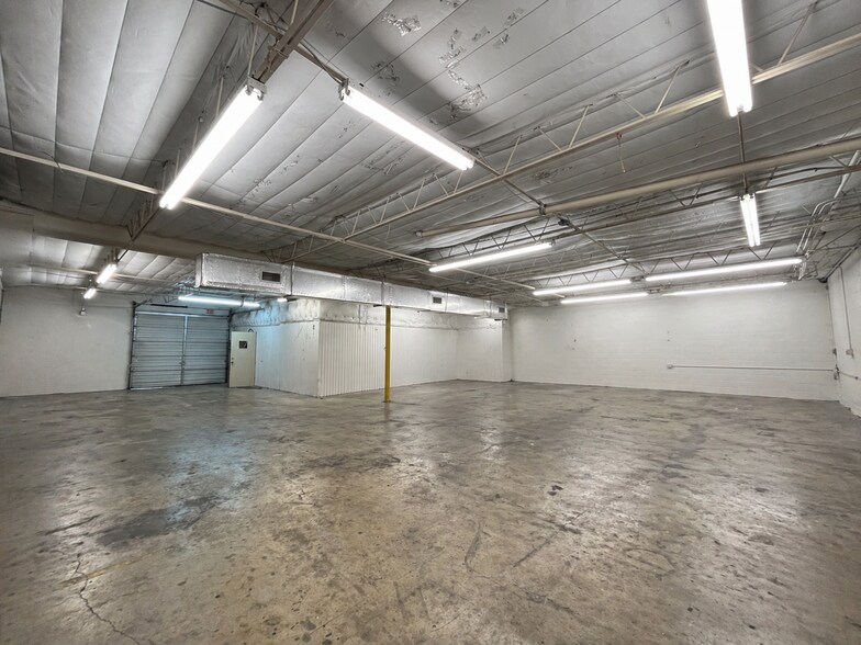 820 Shelby Ln, Austin, TX à louer - Photo de l’immeuble – Image 2 sur 14