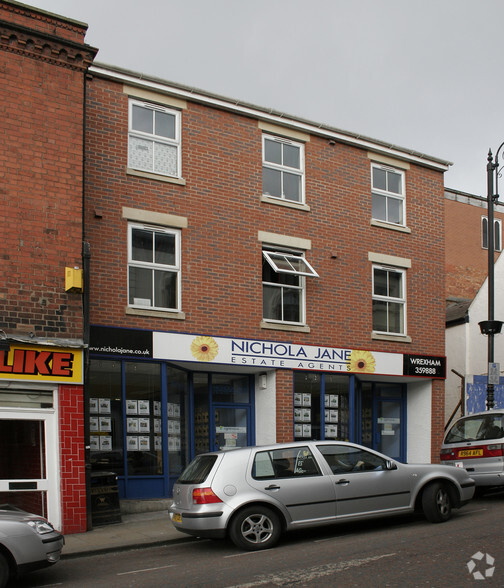 24 Town Hl, Wrexham à louer - Photo principale – Image 1 sur 3