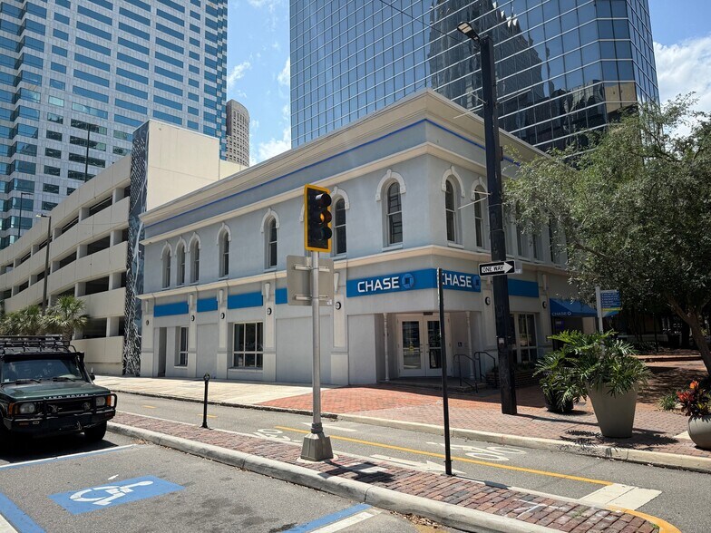 300 N Franklin St, Tampa, FL à vendre - Photo de l’immeuble – Image 2 sur 18