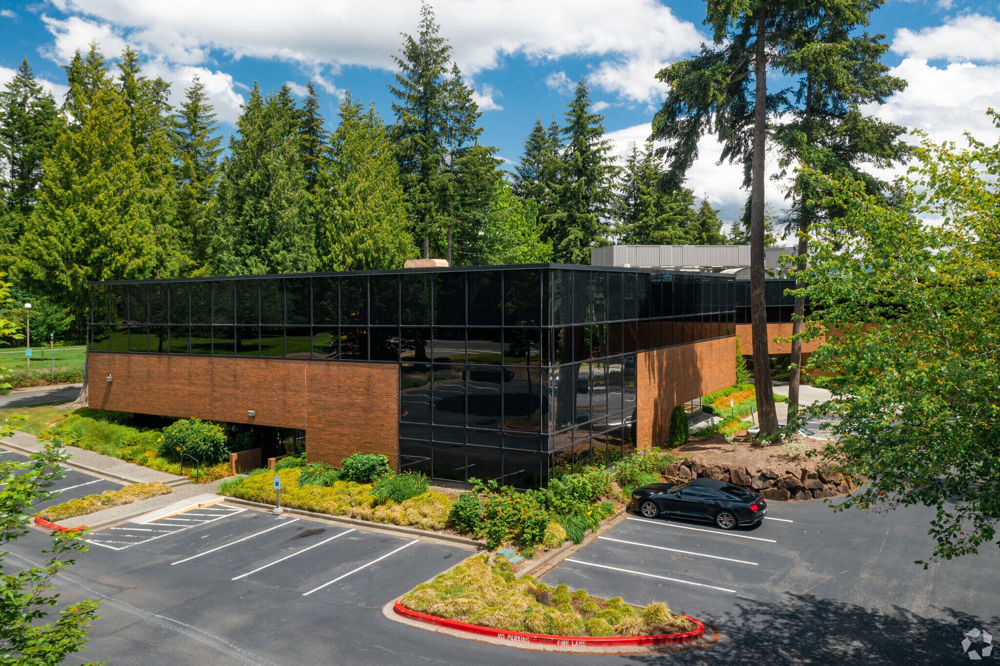 3350 161st Ave SE, Bellevue, WA à vendre Photo principale– Image 1 sur 10
