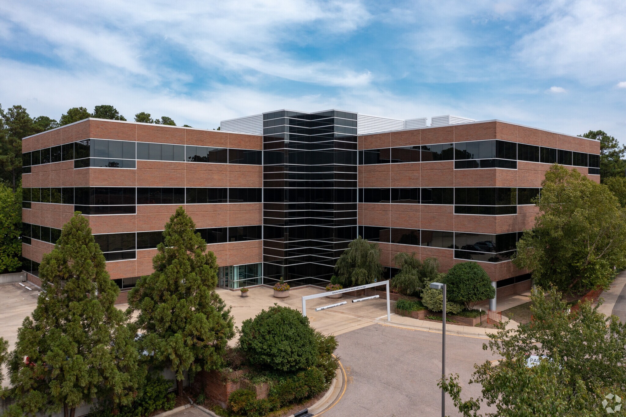 4000 Sancar Way, Durham, NC à louer Photo principale– Image 1 sur 7