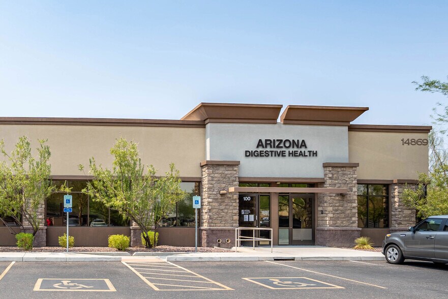 14869 W Bell Rd, Surprise, AZ à vendre - Photo de l’immeuble – Image 2 sur 10