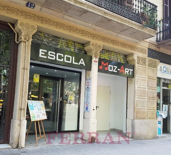 Local commercial dans Barcelone, Barcelona à louer Photo intérieure– Image 1 sur 4