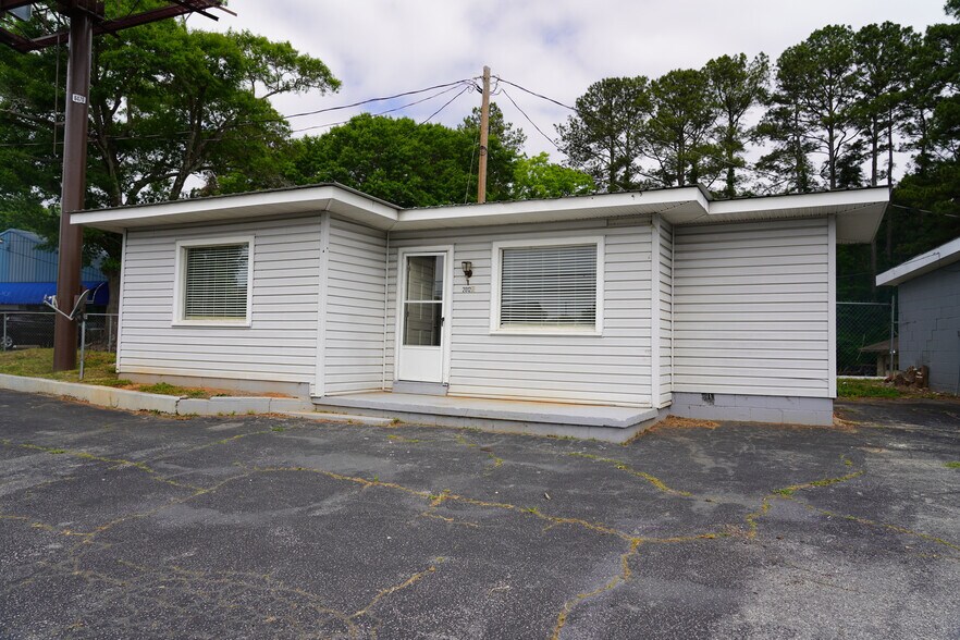 2012 W Whitner St, Anderson, SC à vendre - Photo de l’immeuble – Image 3 sur 6