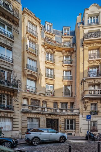 Plus de détails pour 20 Rue Eugène Manuel, Paris - Bureau à louer