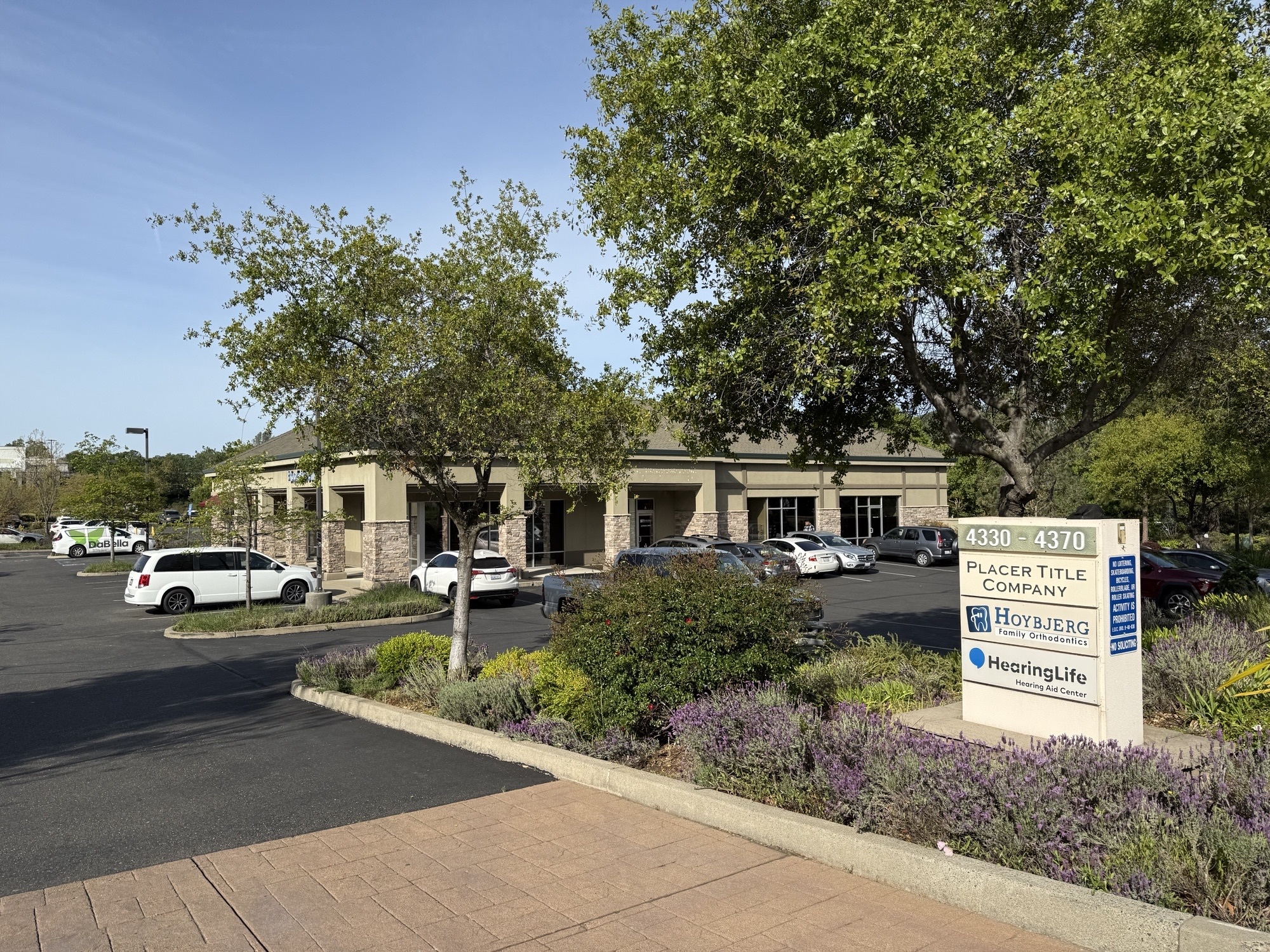 4330 Golden Center Dr, Placerville, CA à louer Photo de l’immeuble– Image 1 sur 5
