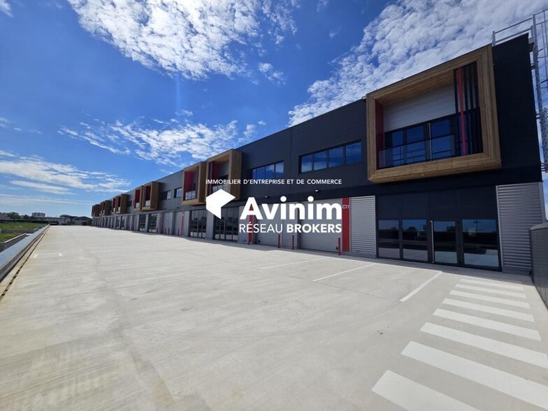 Industriel/Logistique dans Bobigny à louer - Photo de l’immeuble – Image 3 sur 5