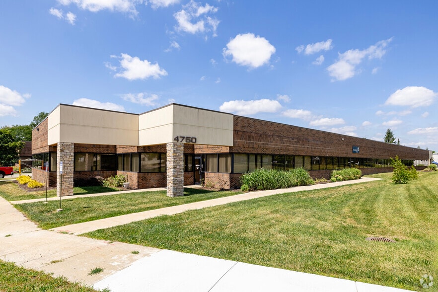4750 Venture Dr, Ann Arbor, MI à louer - Photo de l’immeuble – Image 1 sur 4