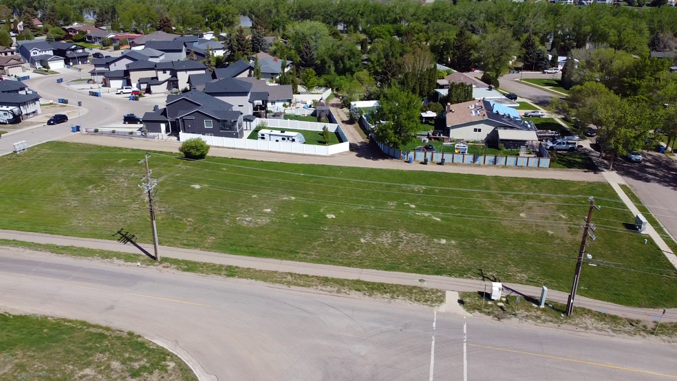 1064 1 St, Medicine Hat, AB à vendre - Photo de l’immeuble – Image 3 sur 6