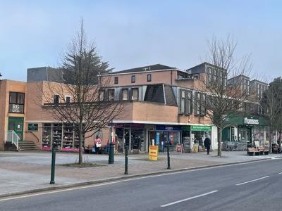 Station Rd, New Milton à vendre - Photo de l’immeuble – Image 3 sur 16