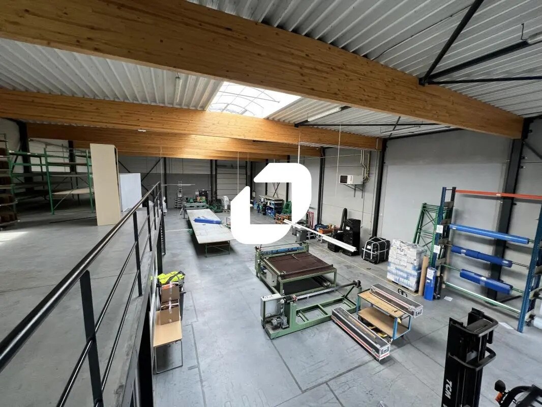 Bureau dans Roncq à louer Photo de l’immeuble– Image 1 sur 10