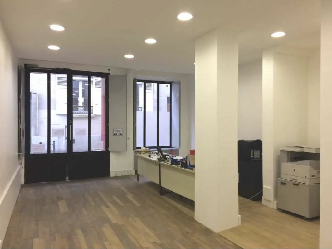 47 Rue La Condamine, Paris à louer Photo intérieure– Image 1 sur 4
