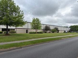Plus de détails pour 260-300 Griffith Rd, Chicopee, MA - Industriel/Logistique à louer