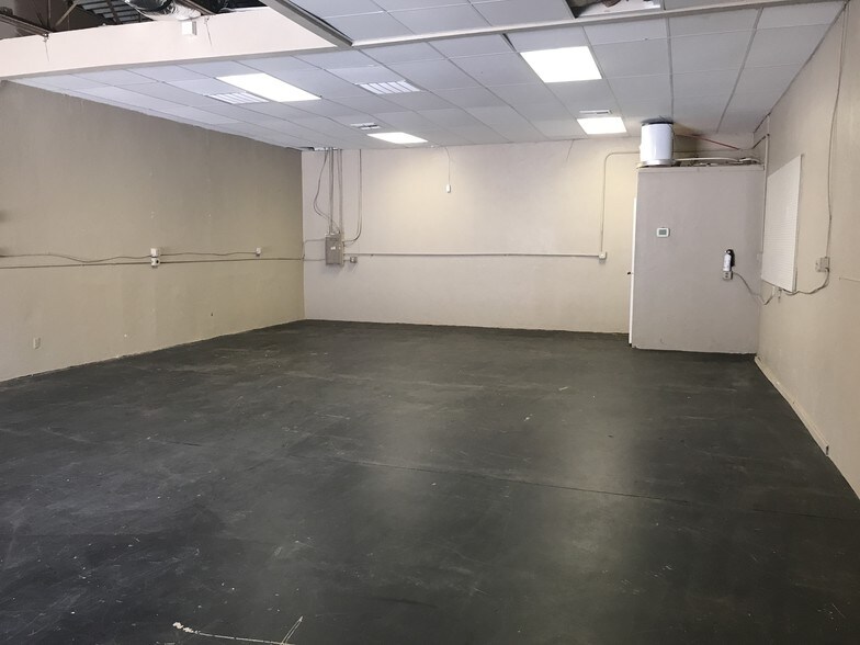 8100-8200 N Classen Blvd, Oklahoma City, OK à louer - Photo intérieure – Image 3 sur 11