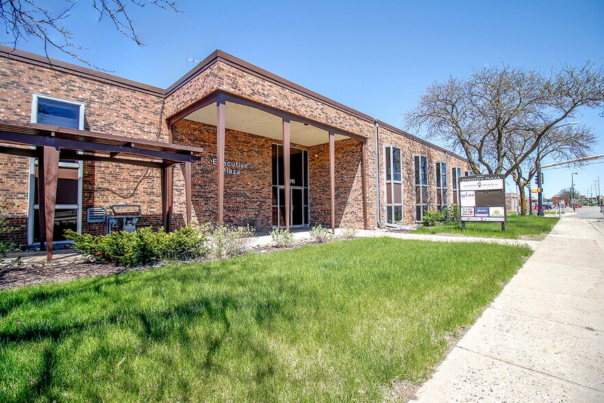 1011 2nd St N, Saint Cloud, MN à vendre - Photo principale – Image 1 sur 4