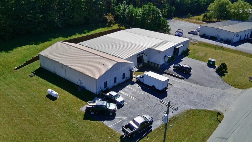 190 Joshua Ct, Lincolnton, NC à vendre - Photo de l’immeuble – Image 3 sur 29
