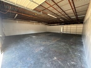 2650 Lombardy Ln, Dallas, TX à louer Photo intérieure– Image 2 sur 9