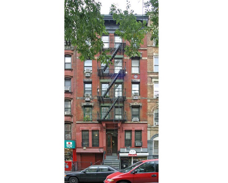 100 Saint Marks Pl, New York, NY à louer - Photo principale – Image 1 sur 2