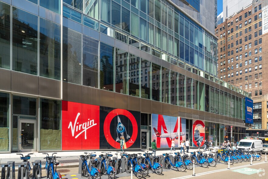 1227 Broadway, New York, NY à louer - Photo de l’immeuble – Image 3 sur 6