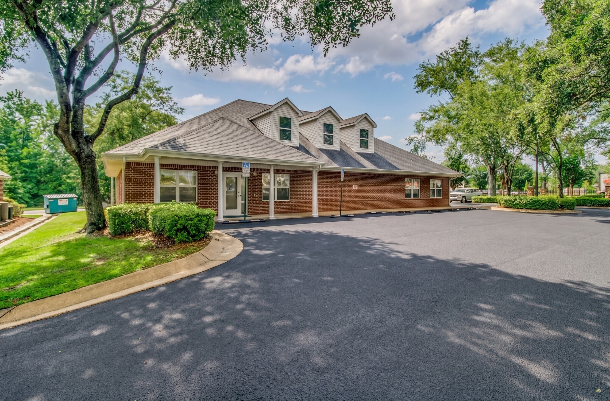 5565 Woodbine Rd, Pace, FL à louer Photo de l’immeuble– Image 1 sur 8