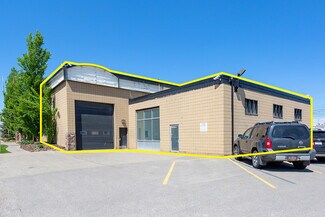 Plus de détails pour 520 36 Av NE, Calgary, AB - Local d'activités à louer