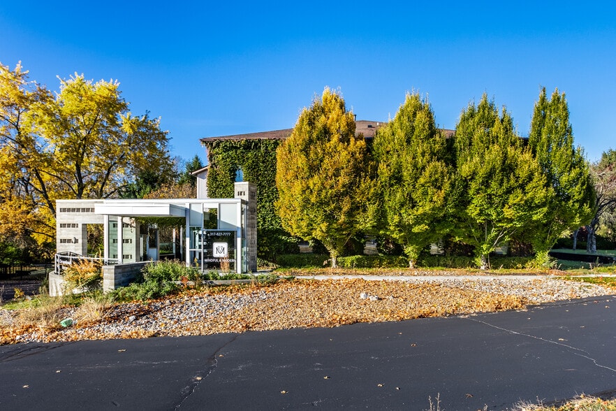 11712 N Michigan Rd, Zionsville, IN à vendre - Photo de l’immeuble – Image 1 sur 33