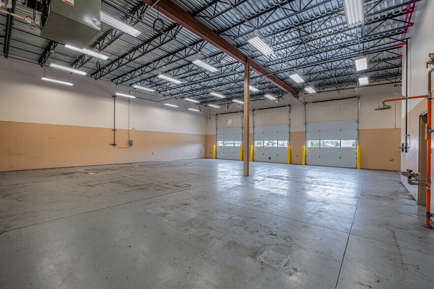 1053 Harrisburg Pike, Carlisle, PA à louer - Photo de l’immeuble – Image 3 sur 16