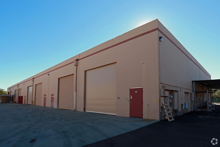4011 E Columbia St, Tucson, AZ à louer - Photo de l’immeuble – Image 2 sur 5