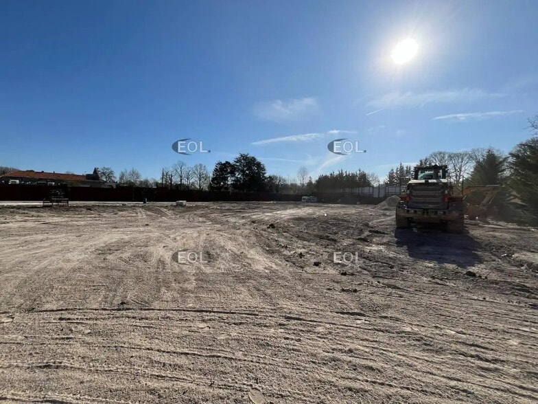 Terrain dans Le Perray-en-Yvelines à louer - Photo de la construction – Image 1 sur 2