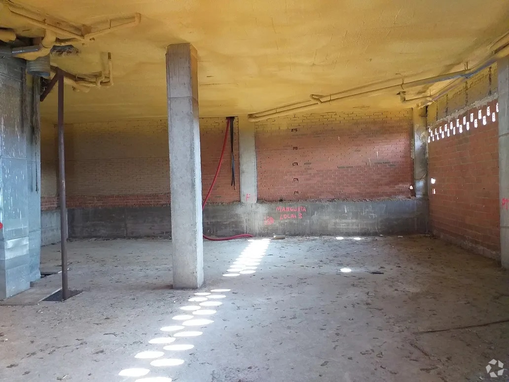Calle Manantial, 15, Fuenlabrada, MAD 28942 - Lot Puerta 03 - - Photo intérieure - Image 2 of 2