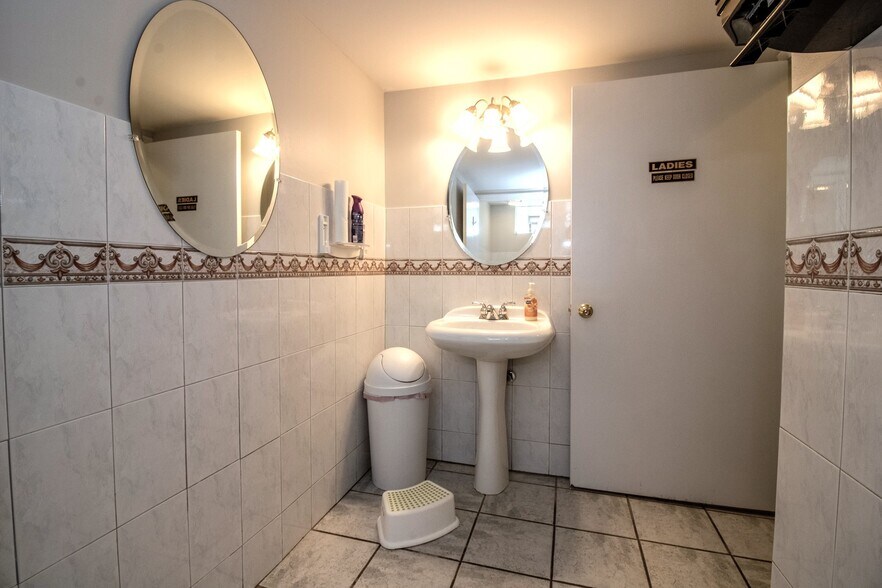 207 N Prettyman St, Knox, IN à vendre - Photo intérieure – Image 3 sur 14