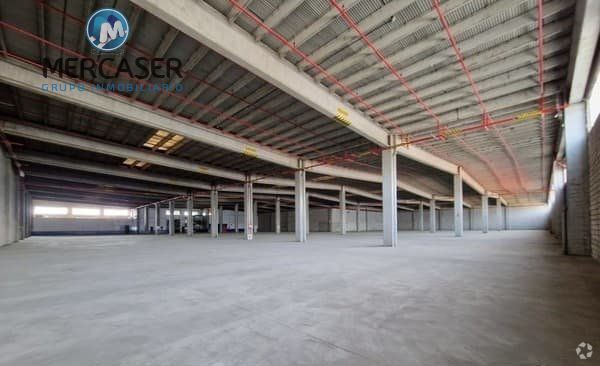 Industriel/Logistique dans Daganzo de Arriba, Madrid à vendre - Photo de l’immeuble – Image 3 sur 12