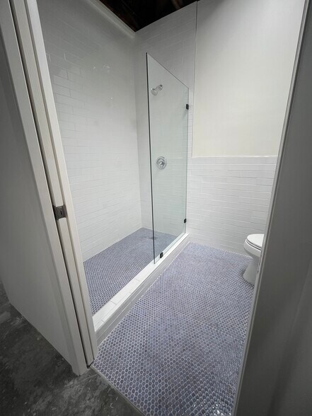 123 E C St, Wilmington, CA à vendre - Photo de l’immeuble – Image 3 sur 18