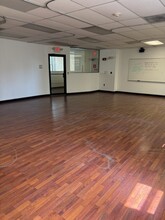 75 Montgomery St, Jersey City, NJ à louer Photo de l’immeuble– Image 1 sur 9