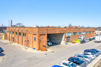 Plus de détails pour 88-142 Cawthra Ave, Toronto, ON - Industriel/Logistique à louer
