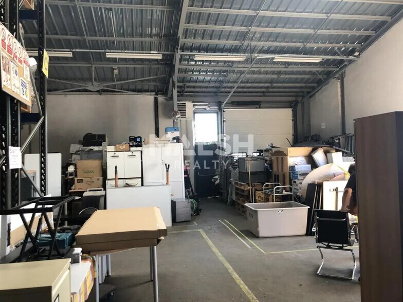 Bureau dans Rillieux-la-Pape à louer - Photo de l’immeuble – Image 2 sur 14