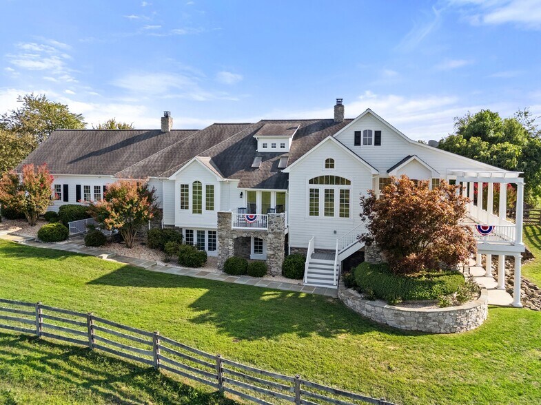 35047 Snickersville Tpke, Round Hill, VA à vendre - Photo de l’immeuble – Image 3 sur 81