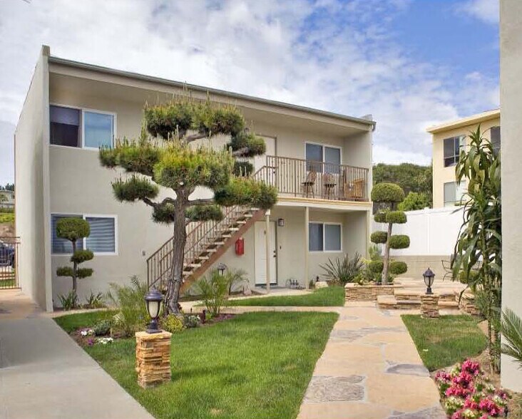 1318 Agate St, Redondo Beach, CA à vendre - Photo de l’immeuble – Image 3 sur 8