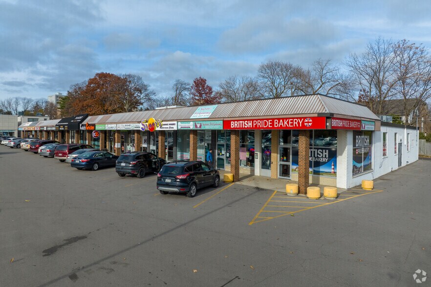 451-477 Guelph Line, Burlington, ON à louer - Photo principale – Image 1 sur 4
