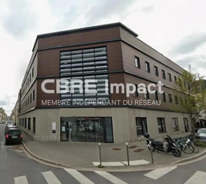 Bureau dans Reims à louer - Photo de l’immeuble – Image 1 sur 1