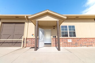 6932 Highwater Cir, Edmond, OK à louer Photo intérieure– Image 1 sur 4